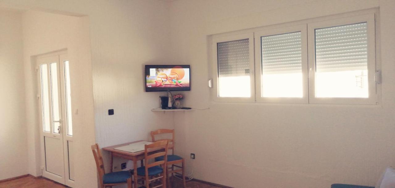 Apartman Studio Katarina Golubac Ngoại thất bức ảnh